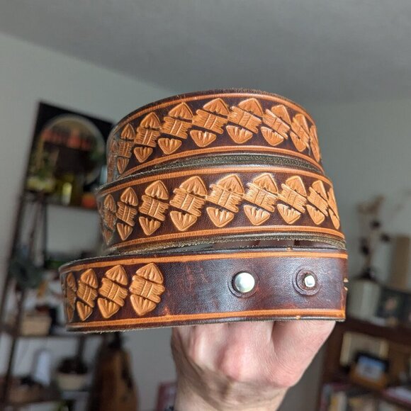 Vintage Tooled Leather Belt Western Boho Embossed Southwest Rodeo Unisex - Picture 2 of 8